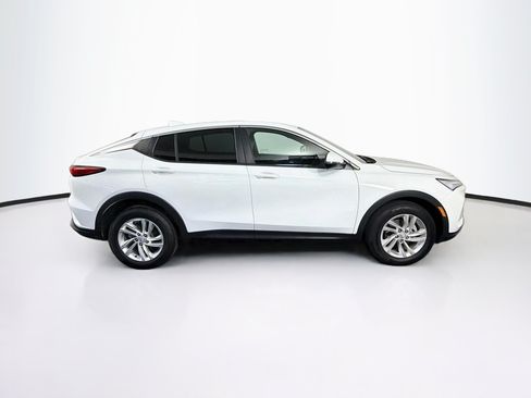 Used 2026 Buick Envista Preferred FWD image 10