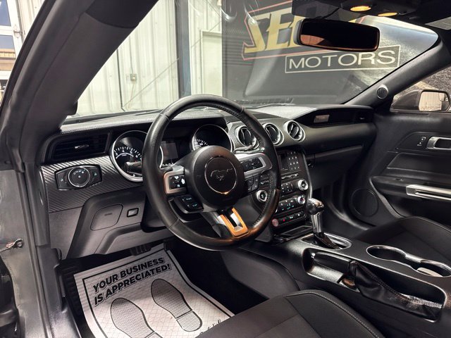 Used 2018 Ford Mustang Coupe w/ Black Accent Pkg RWD image 6
