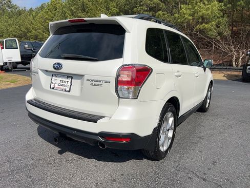 Used 2017 Subaru Forester 2.5i Touring image 5