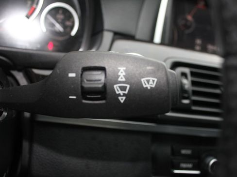 Used 2016 BMW 528i xDrive Sedan image 16