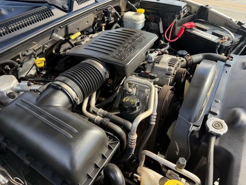 Used 2005 Dodge Dakota SLT image 36