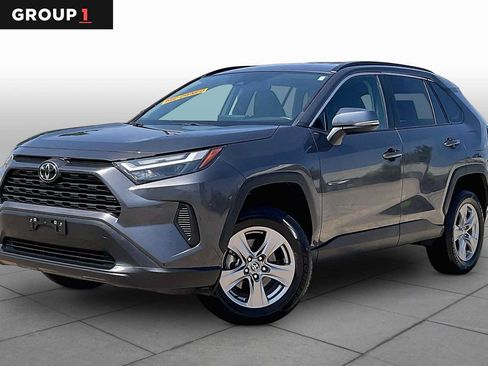 Used 2024 Toyota RAV4 XLE FWD image 1