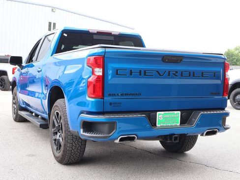Used 2023 Chevrolet Silverado 1500 RST w/ Convenience Package II AWD/4WD image 3