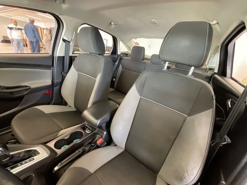 Used 2014 Ford Focus SE image 10