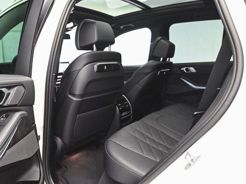 Used 2026 BMW X5 xDrive40i AWD/4WD image 32
