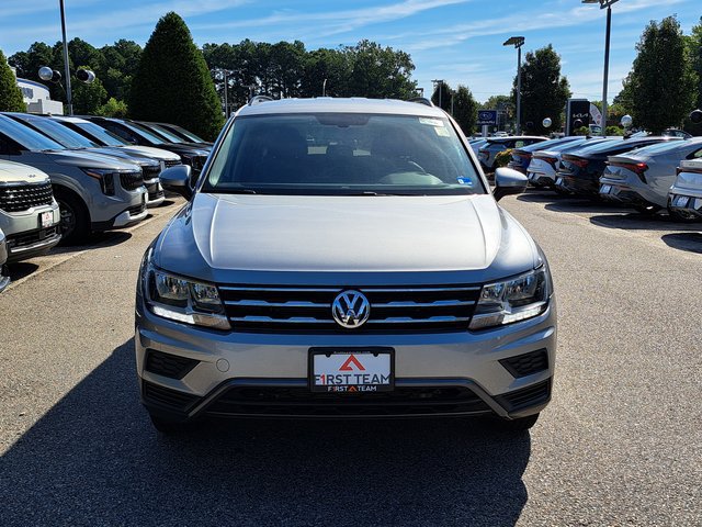 Used 2021 Volkswagen Tiguan SE AWD/4WD image 3