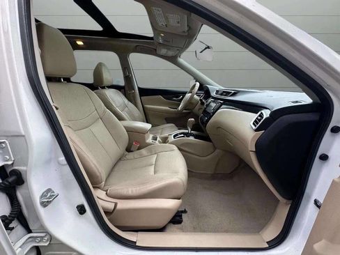 Used 2014 Nissan Rogue SL w/ SL Premium Package image 20