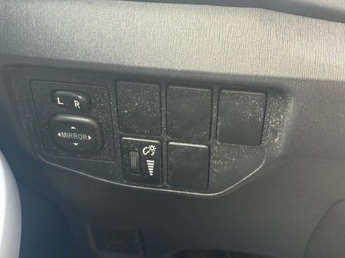 Used 2013 Toyota Prius Two image 12