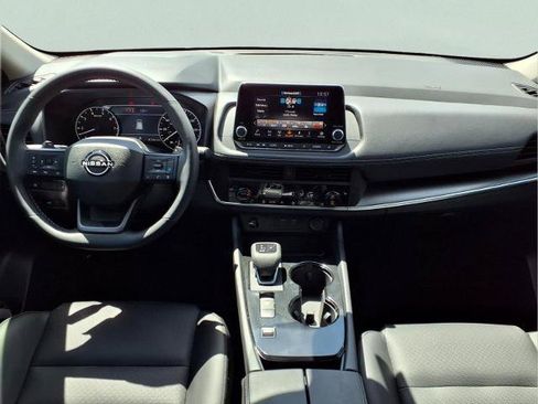 Certified 2026 Nissan Rogue Dark Armor FWD image 13