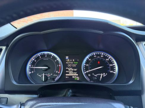 Used 2019 Toyota Highlander Limited Platinum image 29