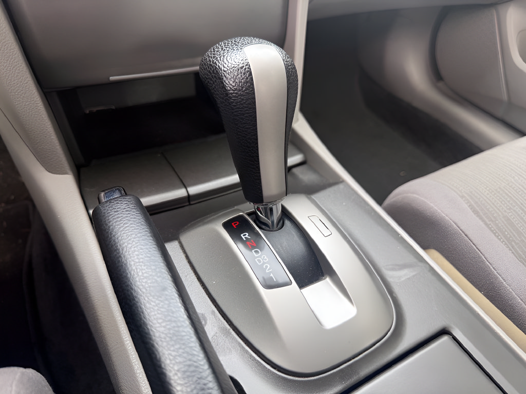 Used 2011 Honda Accord LX-P image 19