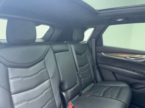 Used 2017 Cadillac XT5 Platinum image 47