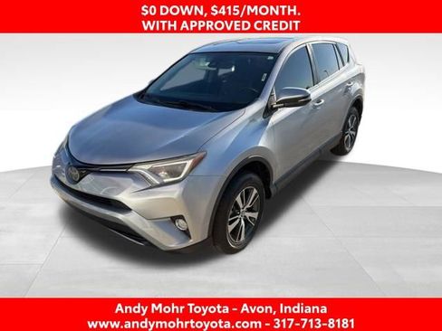 Used 2018 Toyota RAV4 XLE AWD/4WD image 3