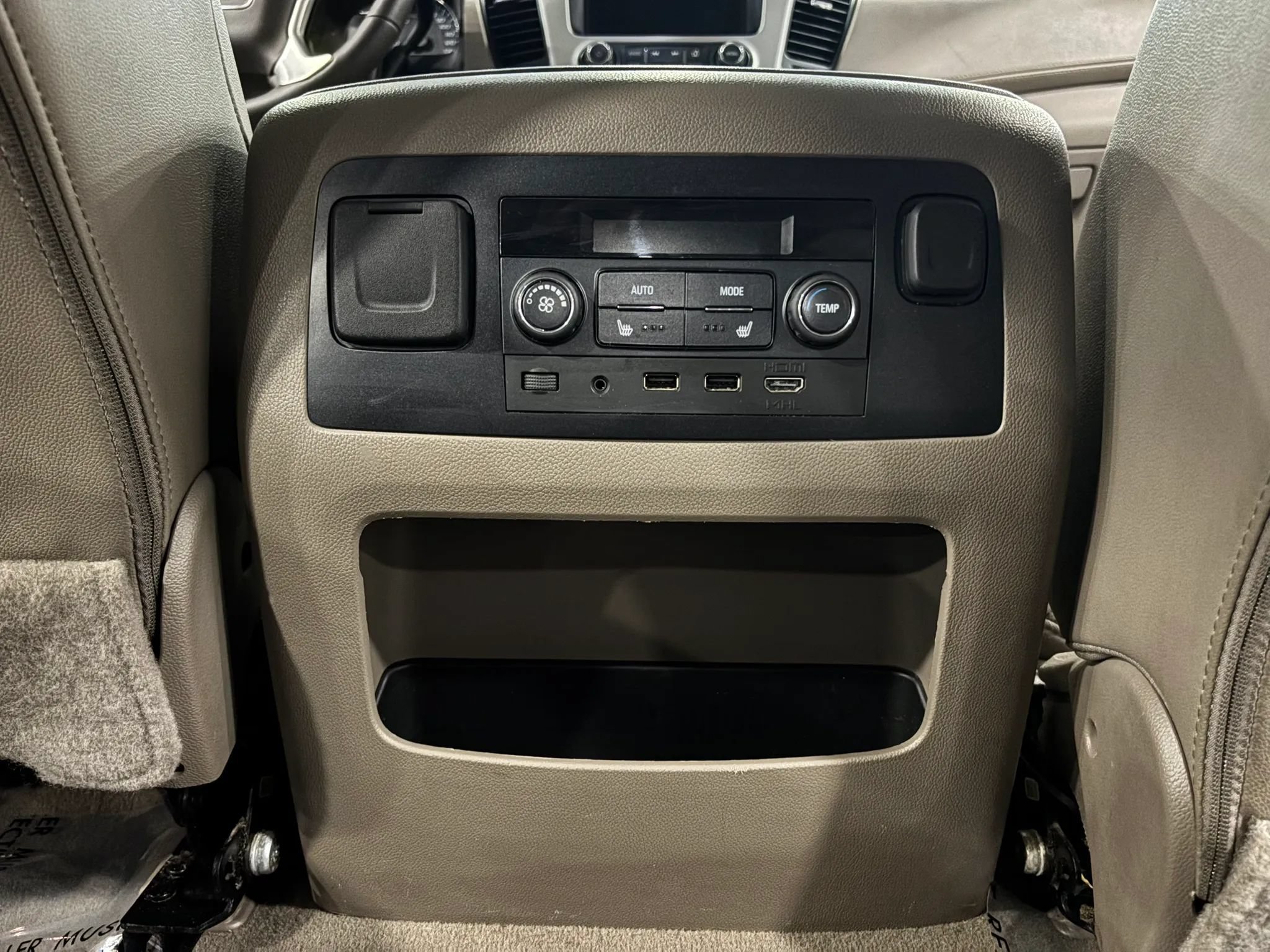 Used 2019 GMC Yukon SLT w/ Open Road Package RWD image 26