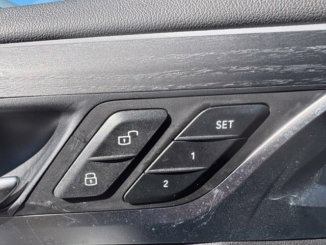 Used 2024 BMW X3 xDrive30i w/ Convenience Package AWD/4WD image 7