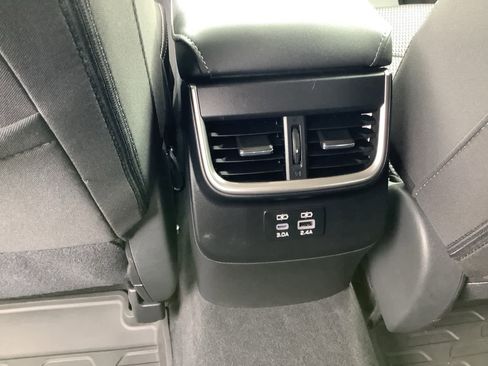 Certified 2025 Subaru Outback Premium image 28