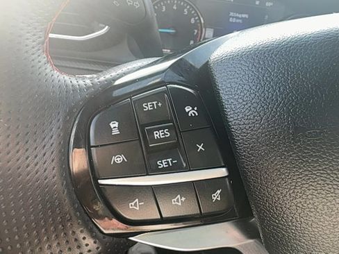 Used 2022 Ford Explorer ST-Line w/ Class IV Trailer Tow Package AWD/4WD image 18