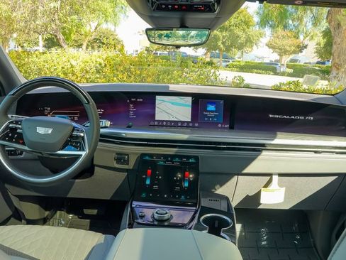 New 2026 Cadillac Escalade IQ Luxury 1 AWD/4WD image 13