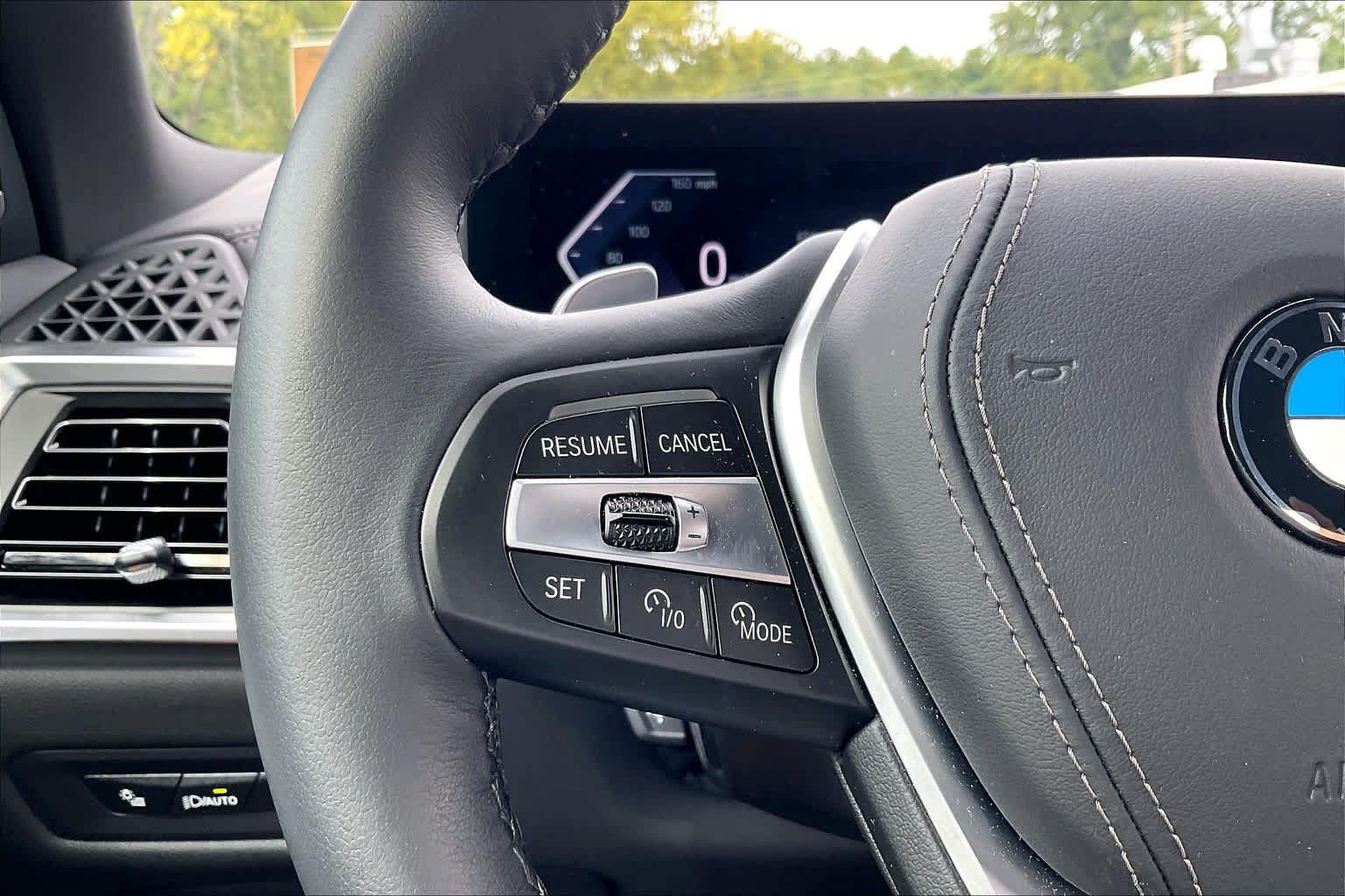 Used 2026 BMW X5 xDrive40i AWD/4WD image 25