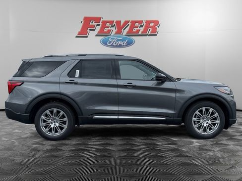 New 2026 Ford Explorer Platinum RWD image 6