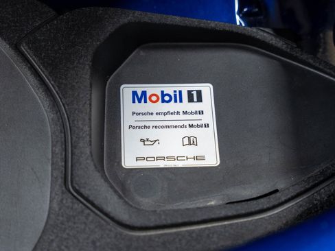 Used 2024 Porsche 911 Carrera 4S image 46