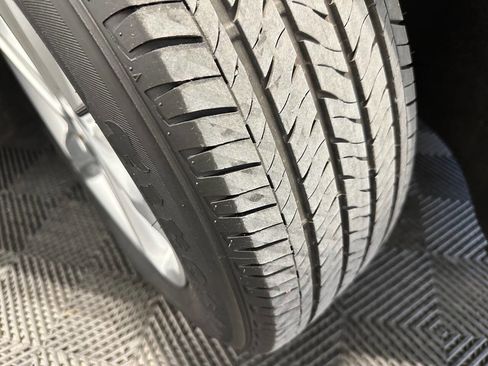 Used 2024 Chevrolet Malibu LT image 47