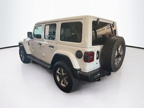 Used 2020 Jeep Wrangler Unlimited Sahara AWD/4WD image 5