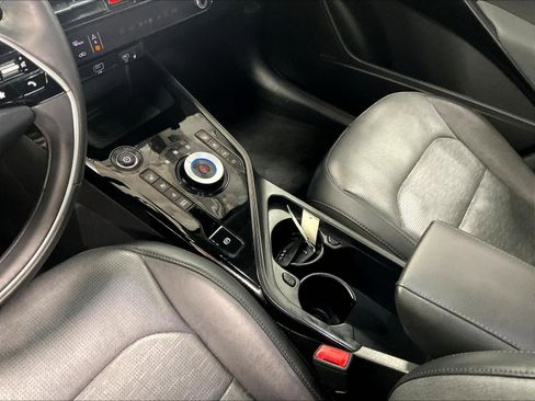Used 2023 Kia Niro Wave w/ Wave Preserve Package FWD image 20