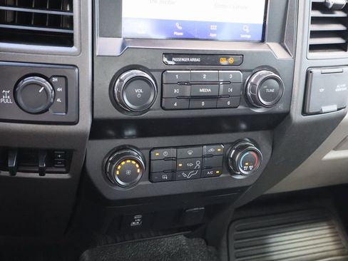 Used 2021 Ford F250 XL w/ STX Appearance Package AWD/4WD image 18