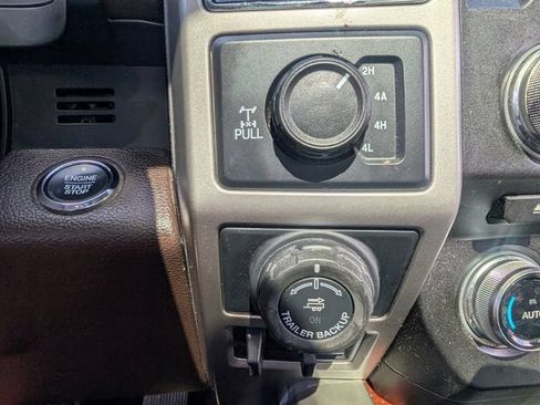 Used 2018 Ford F150 King Ranch w/ Equipment Group 601A Luxury AWD/4WD image 28