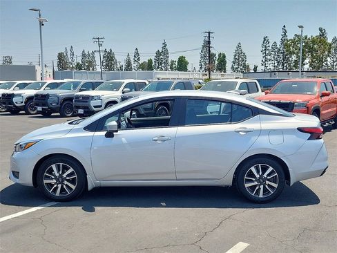 New 2025 Nissan Versa SV w/ Trunk Package FWD image 12