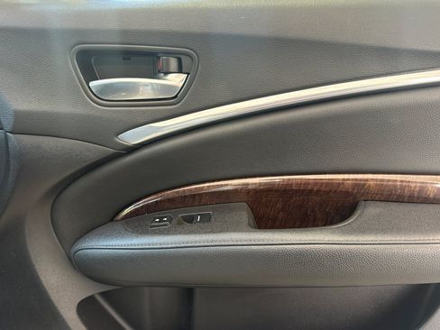 Used 2020 Acura MDX FWD image 21