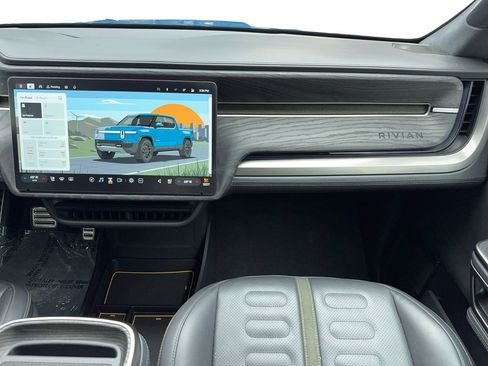 Used 2022 Rivian R1T Adventure AWD/4WD image 21