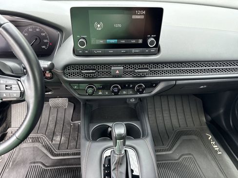 Used 2025 Honda HR-V Sport image 27