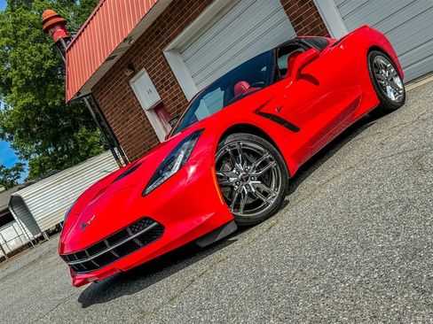 Used 2015 Chevrolet Corvette Stingray Coupe w/ 3LT Preferred Equipment Group RWD image 7