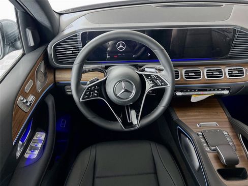 Certified 2026 Mercedes-Benz GLE 350 4MATIC image 20