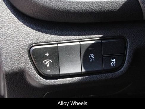 Certified 2024 Kia Seltos LX AWD/4WD image 16