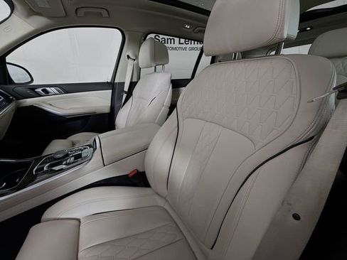 Certified 2024 BMW X7 xDrive40i AWD/4WD image 21