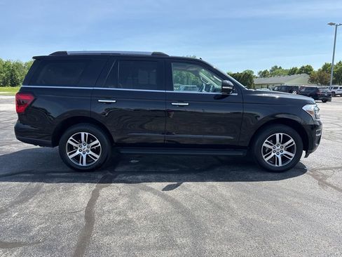 Used 2024 Ford Expedition Limited AWD/4WD image 9