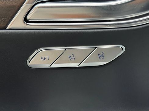 Used 2025 Genesis GV80 2.5T Select AWD/4WD image 30