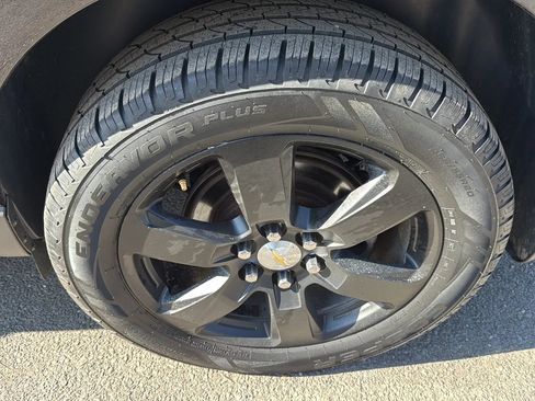 Used 2016 Chevrolet Traverse LTZ AWD/4WD image 9