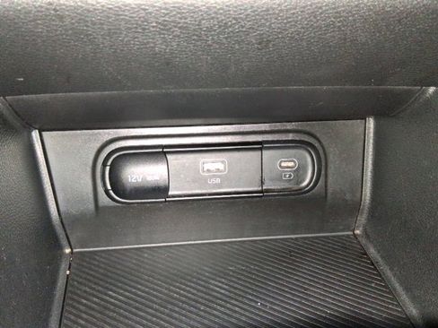 Used 2024 Kia Sportage LX image 23