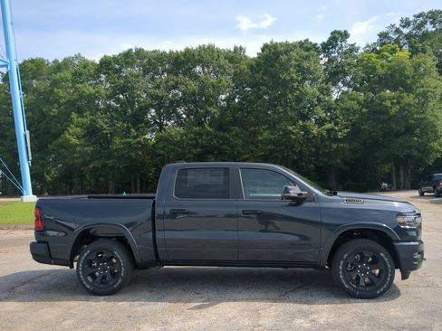 New 2026 RAM 1500 Big Horn AWD/4WD image 3