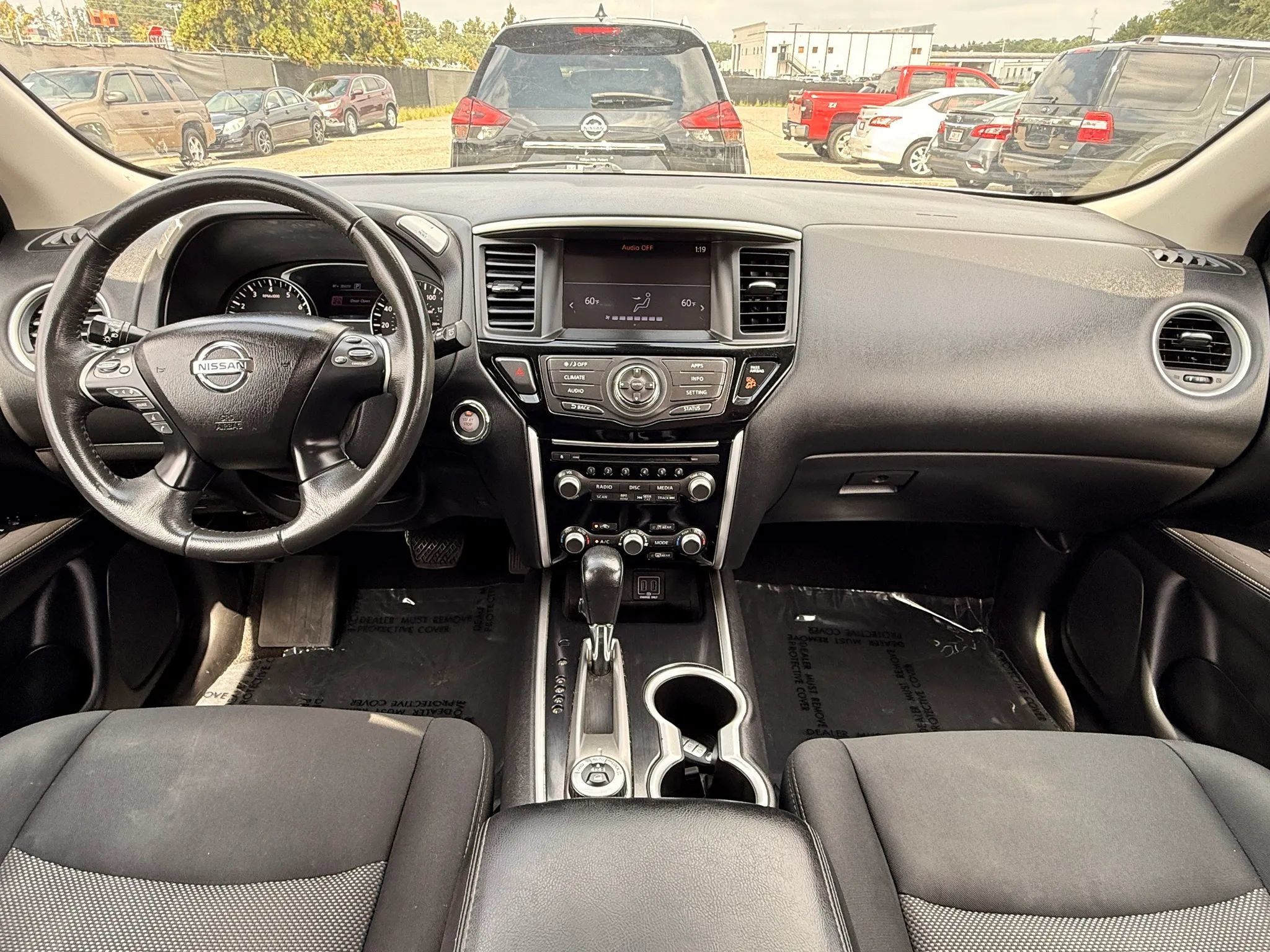 Used 2018 Nissan Pathfinder SV AWD/4WD image 3