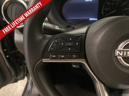 Used 2024 Nissan Kicks SV FWD image 31