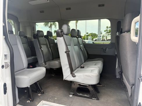 Used 2015 Ford Transit 150 XLT image 11