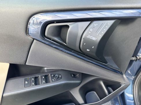 Certified 2025 BMW X3 xDrive30i w/ M Sport Package image 19