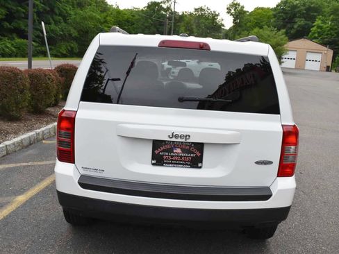 Used 2014 Jeep Patriot High Altitude FWD image 5