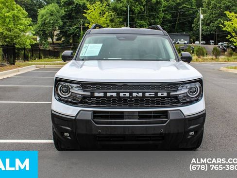 Used 2025 Ford Bronco Sport Outer Banks w/ Outer Banks Tech Package+ AWD/4WD image 9