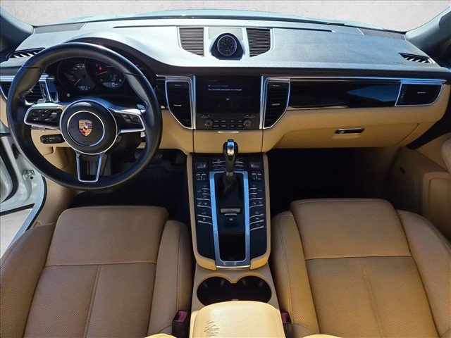 Used 2018 Porsche Macan AWD/4WD image 19